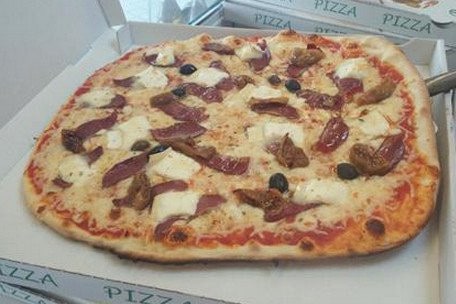 Pizza Chez Carl — photo 2