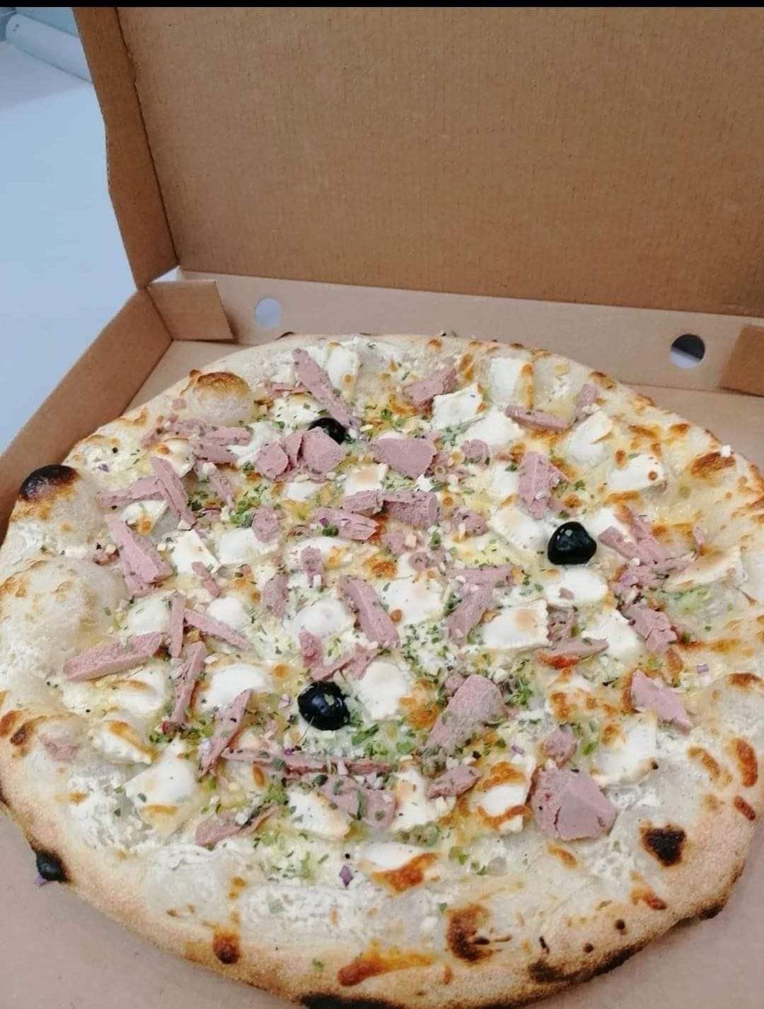 Pizza Della Famiglia — photo 2