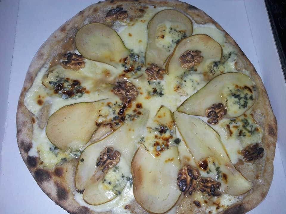 Pizza Sessa Kébon — photo 2