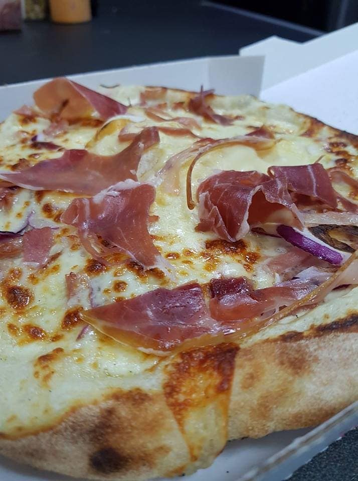 Pizza Volcano — photo 2
