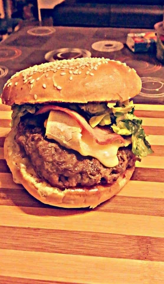 R'stream Burger — photo 3