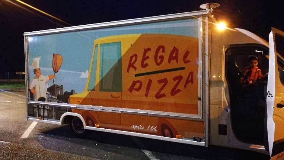 Regal pizza — photo 2