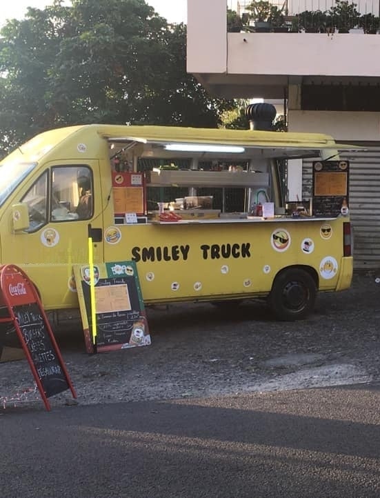 Smiley Truck — photo 3
