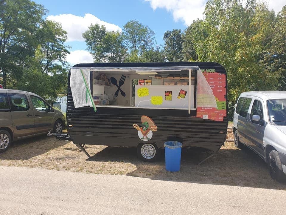 Tacos & Burgers — photo 3