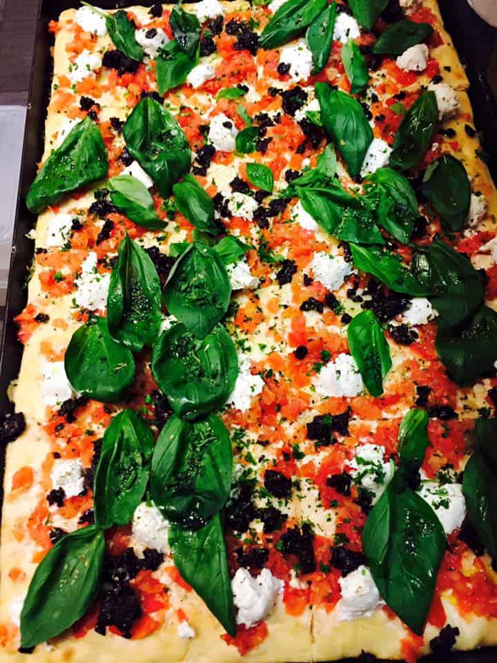 Pizza Rustica - Pizza à la découpe