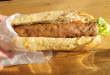 Le Champ de Mars - Bar Friterie - Un hot dog