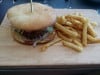 Le Napoule Grill - Un burger et frites