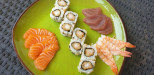 one sushi - California crevettte tempura, sashimi saumon, thon et crevette