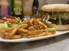 Le Coeur du village - Burger frites
