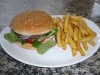 Brasserie du Port - Un burger, frites