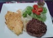 Le Mirabeau - Steak haché de Blackangus, gratin dauphinois servi avec sa salade verte