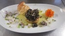 L'école Buissonnière - Tarte fine d'escargots et champignons bouton à la crème d'ail et jus de persil