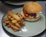 Brasserie le Café - Un burger, frites 