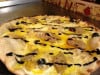 Pizza Nico - pizza à base de creme fraiche, echalote, pommes, foie gras...