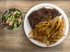 Chez Max - L' entrecôte accompagnée de ses frites maison et de sa salade composée