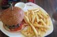 La Croissanterie - Un burger, frites