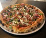 Le F - Une pizza