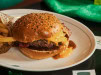 Au bureau - Un burger