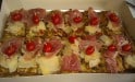 Un Coin de Prairie - Tartines gourmandes aux petits légumes, jambon sec et copeaux de parmesan