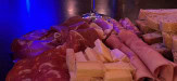 Bbc - Une planche de charcuteries et de  fromages