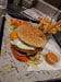 Kap's saloon - un burger, frites, salade
