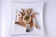 Au Riesling - Choucroute de poissons brochet, sandre, perche, truite, anguille", sauce champignons, pommes natures