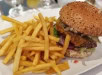 Pain d'Epices - Un burger, frites