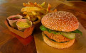 Kazi Family - Un burger, frites