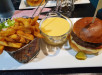 La Petite Adresse - Un burger