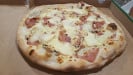 Il posto pizza - une pizza