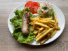 Bistrot Le Yuki - Frites saucisse