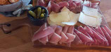Le Badger - Une planche de charcuteries et de fromage