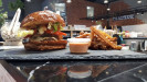 Le Comptoir de Maurice - Un burger, frites