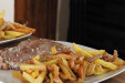 Le bistrô et burger français - entrecôte et frites