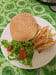 L'escale Grill - Une assiette burger