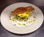 Au Petit Chalet - Écrasé de pommes de terre à l'huile d'olive et aux herbes, fèves sautées aux lardons et œufs brouillés aux poivrons...