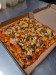 Pizzas carrees - Une pizza
