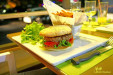 La Verdure - Un burger, salade, frites