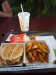 Mc Donald's - Un burger accompagné de frites