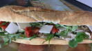 En K et Crêpes - Un sandwich thon, salade...