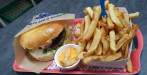 Les Ch'tites Frites Belges - Un burger, frites