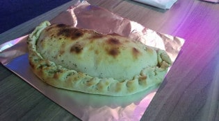 Kev Pizza - Calzone