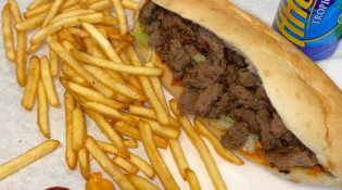 O'2M - Un sandwich kebab, frites