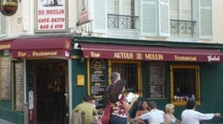 Hôtel-Restaurant du Commerce - La salle de restauration