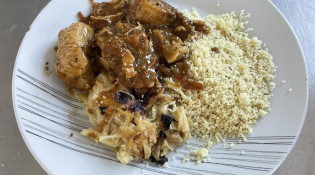 Mme Karen - Un plat