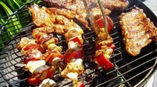 Méphisto Pub - Des brochettes