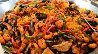 Cafétéria Cora - Paella au poulet