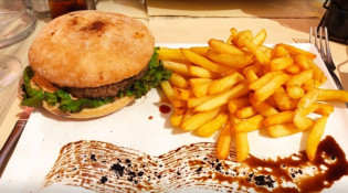 Le Bistro - Un burger