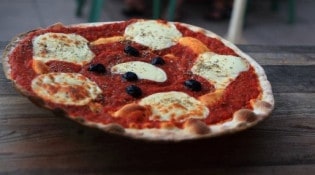 Le p'tit Resto - Une pizza