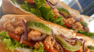 Manfredi Et Filles - Des sandwichs